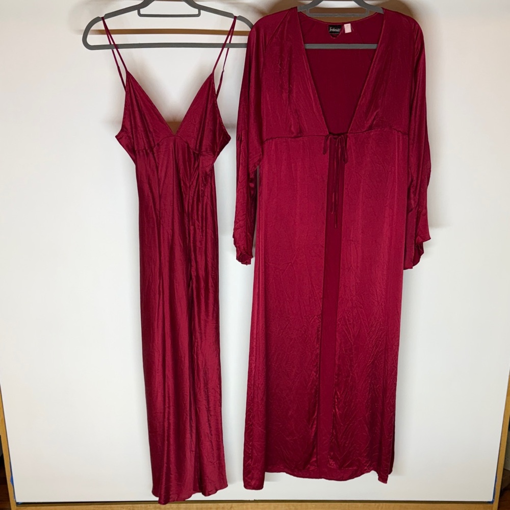 Frederick’s of Hollywood Red Maxi Strappy Dress and Robe Set